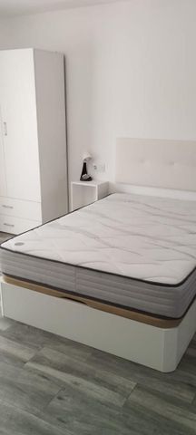 Apartamento de alquiler en Calle Ramírez Arcas, 36, Campanillas - Photo 4