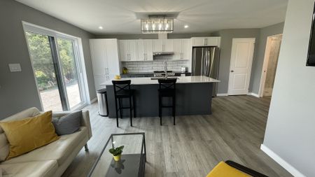 For Lease - 1831 Diamondview Road Unit# Apt B, Carp - Huntley Ward, Ontario - Photo 2