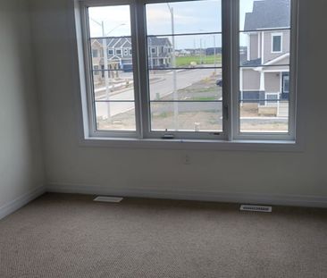 For Lease - 159 BRIGHTON Lane, Thorold, Ontario - Photo 5