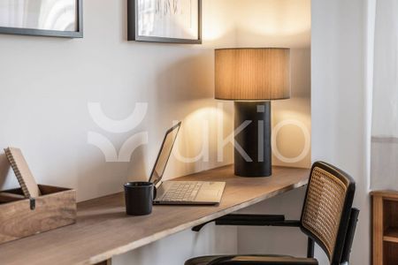 5 room luxury Flat for rent in Madrid, Community of Madrid - Photo 3