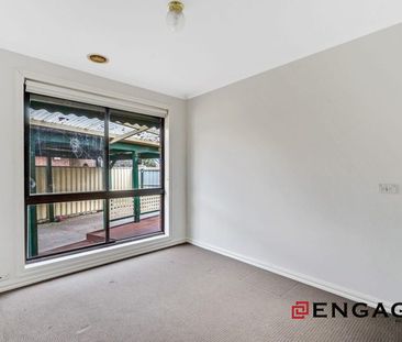 Versatile 3 Beds Home with Main Road Exposure - Photo 4