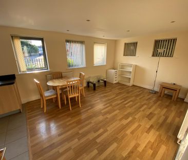 1 bedroom ground floor flat to rent - Photo 1