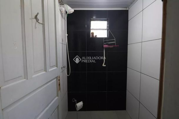Casa com 3 quartos e 160m² para alugar em Niterói, Canoas. - Foto 1