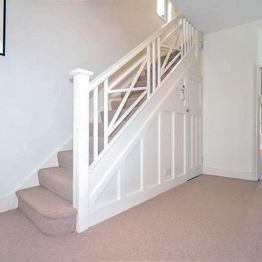 Grasmere Avenue, Wimbledon, SW19 - Photo 1