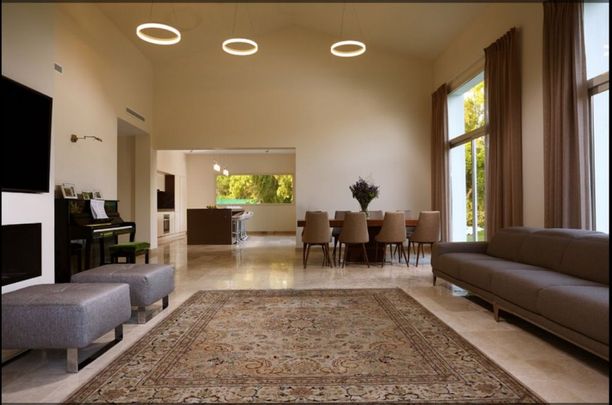 3 bedroom luxury Villa for rent in Marbella, Andalusia - Photo 1