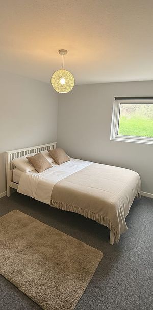 Room 2, 269 St. Agnells Lane, HP2 6EQ, Hemel Hempstead - Photo 1