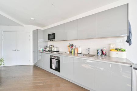 2 bedroom flat to rent - Photo 3