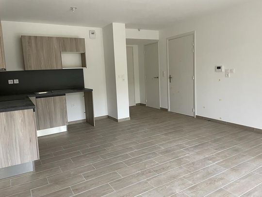 VENTABREN APPARTEMENT T3 RECENT PARKING ET PISCINE, - Photo 1