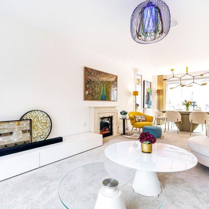 4 bedroom detached house to rent - Photo 1