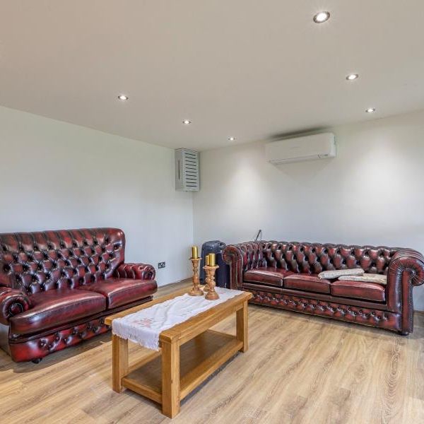 Dartnell Avenue, West Byfleet, Surrey, KT14 - Photo 1