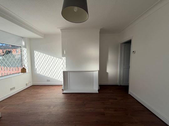 2 Bed Terraced House, Dalton Avenue, LS11 - Photo 1