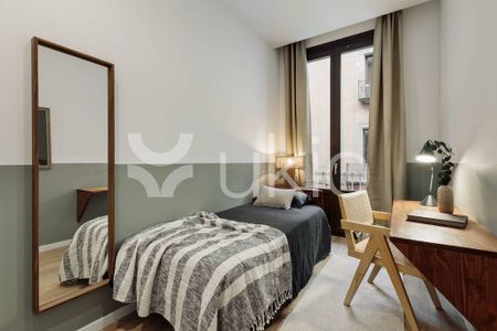 3 room luxury Apartment for rent in Barcelona, Spain - Photo 2