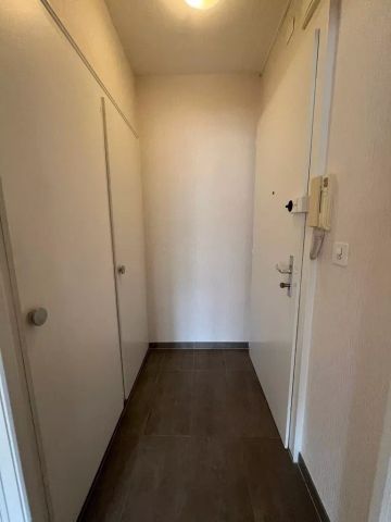 Bel appartement de 2.5 pièces au 2ème étage - Foto 3
