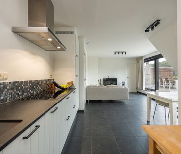 Recente penthouse met ruim terras te huur in Westmalle. - Photo 3