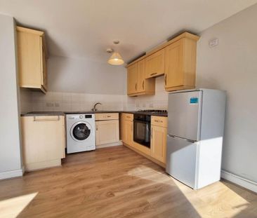 2 bedroom apartment to rent - Photo 3