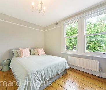 Grove Footpath, Surbiton - Photo 6