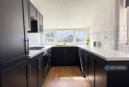 2 bedroom terraced house to rent - Photo 4