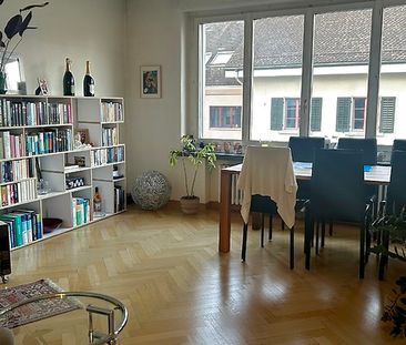 2 Zimmer-Wohnung in Zürich - Kreis 1, möbliert, auf Zeit - Photo 2