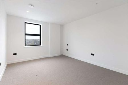 Cannon Hill Lane, London, SW20 - Photo 2