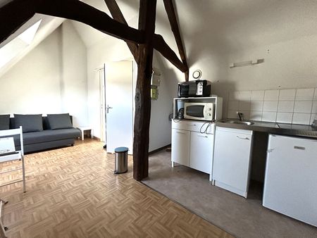 Location Appartement 1 pièce 12m² - Photo 2
