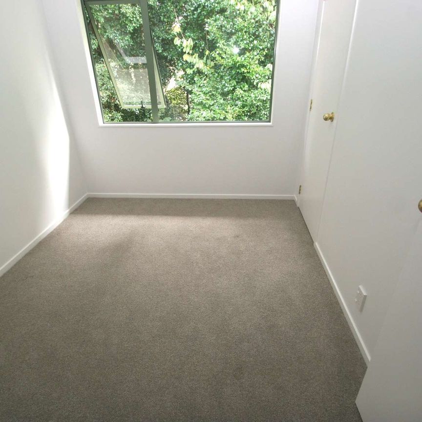 3 Bedrooms, Glenfield / Marlborough - Photo 1