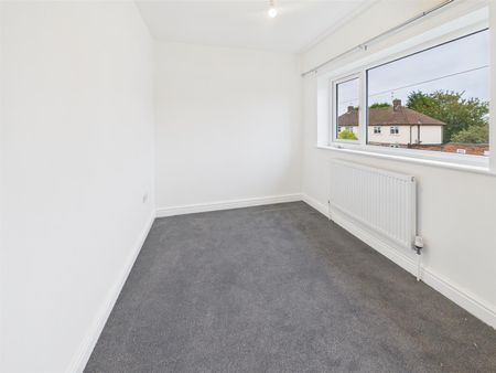 Willow Road, Loughborough, LE11 2JX - Photo 4