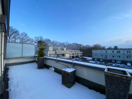 Schöne 3-Zimmer-Wohnung mit großer Dachterrasse in Südlage - Photo 3