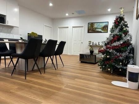 Noble Park - Photo 2