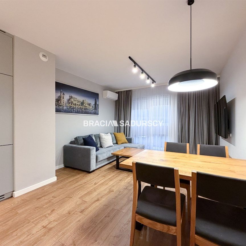 Apartament z klimatyzacją i 2 balkonami - od zaraz - Zdjęcie 1