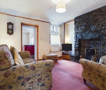 2 bedroom terraced house to rent - Photo 1