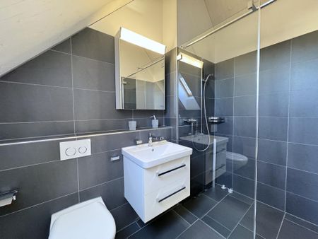 4.5-Zi. Maisonette Dachwohnung, ruhige Lage - Photo 4