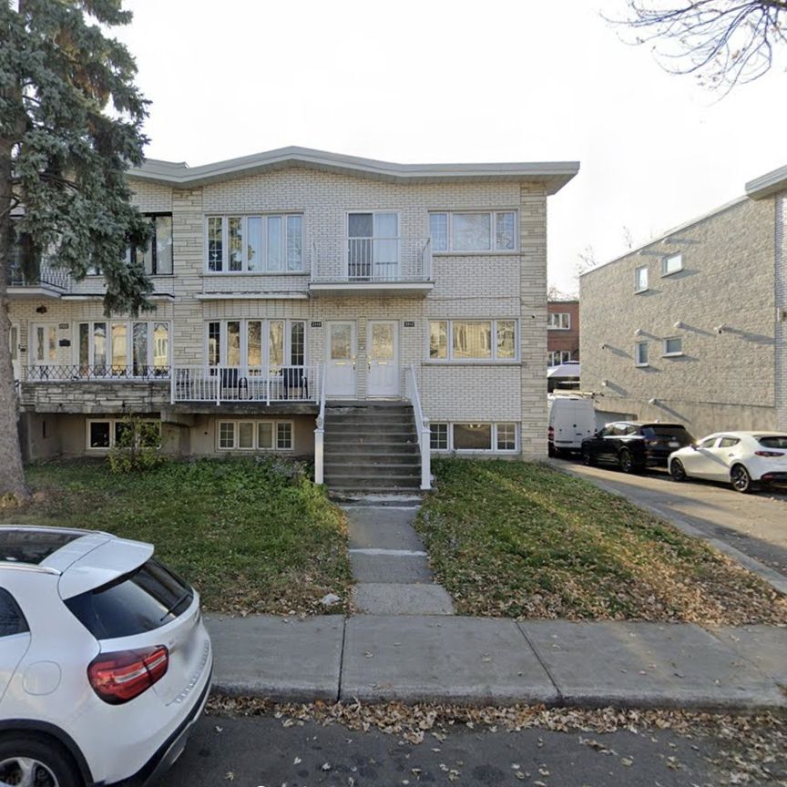 2342 Rue Frenette - Photo 1