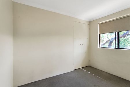 Home For Rent - Photo 3