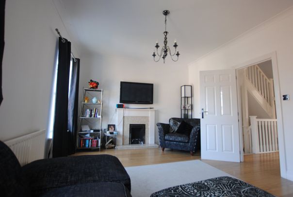 Duncannon Place, kent, London - Photo 1