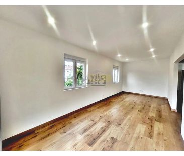 Apartment T3 in Fânzeres e São Pedro da Cova, Gondomar - Photo 5