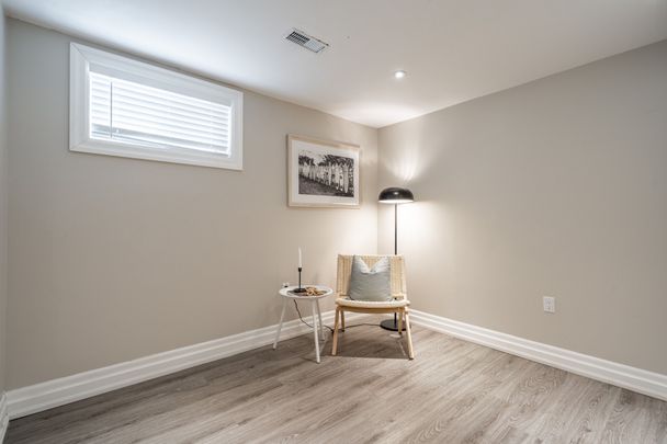 For Lease - 34 Briarwood Crescent Unit# Lower, Hamilton, Ontario - Photo 1