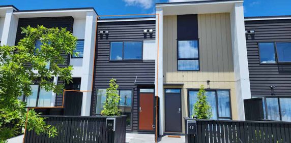 Westgate, 2 Bedrooms, $590 - Photo 2