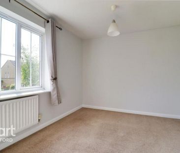3 bedroom link detached house to rent - Photo 5