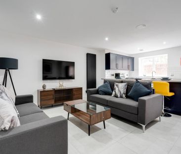 6 bedroom house to rent - Photo 1