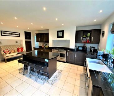 Pembroke Road, Woking , GU22 - Photo 3