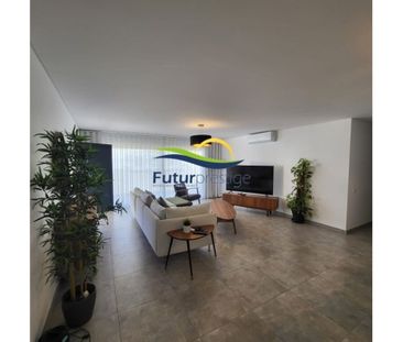 4 room luxury House for rent in Quarteira Norte, Loulé, Distrito de... - Photo 1