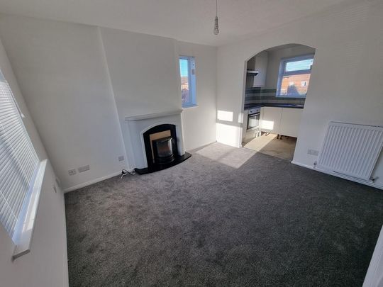 1 bedroom semi-detached house to rent - Photo 1