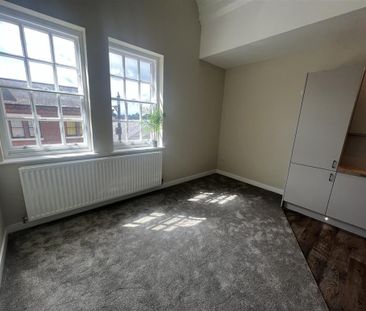 New Street - Photo 2