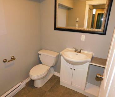 FOR RENT – 1652 Riverside Drive, Lower Sackville, Nova Scotia - Photo 6