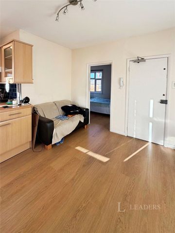 1 bedroom property to rent Shirley Court, York Road, Guildford, GU1 - Photo 2