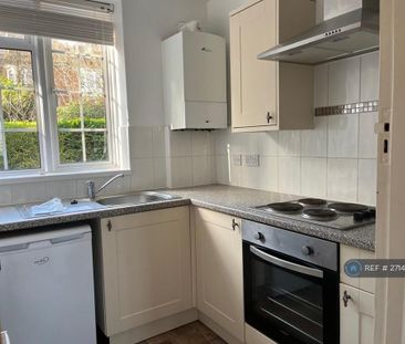 1 bedroom flat to rent - Photo 4