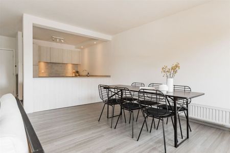 Zeer zonnig 3 slaapkamer appartement met terras - Photo 5