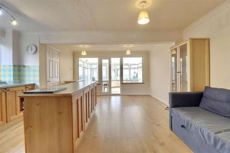 Kilmiston Drive, Fareham, PO16 - Photo 4