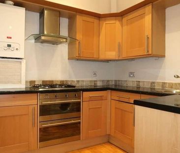 Belle Vue Court Apartments, Albert Road, Penarth, CF64 - Photo 4