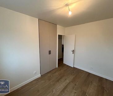 Location Appartement 4 pièces VILLEFRANCHE SUR SAONE 69400 - Photo 5